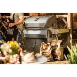 Napoleon Holzkohlegrill PRO605CSS -Deutschland BBQ Meister Verkaufs-Shop Napoleon Holzkohlegrill PRO605CSS@@9ggffn00 12